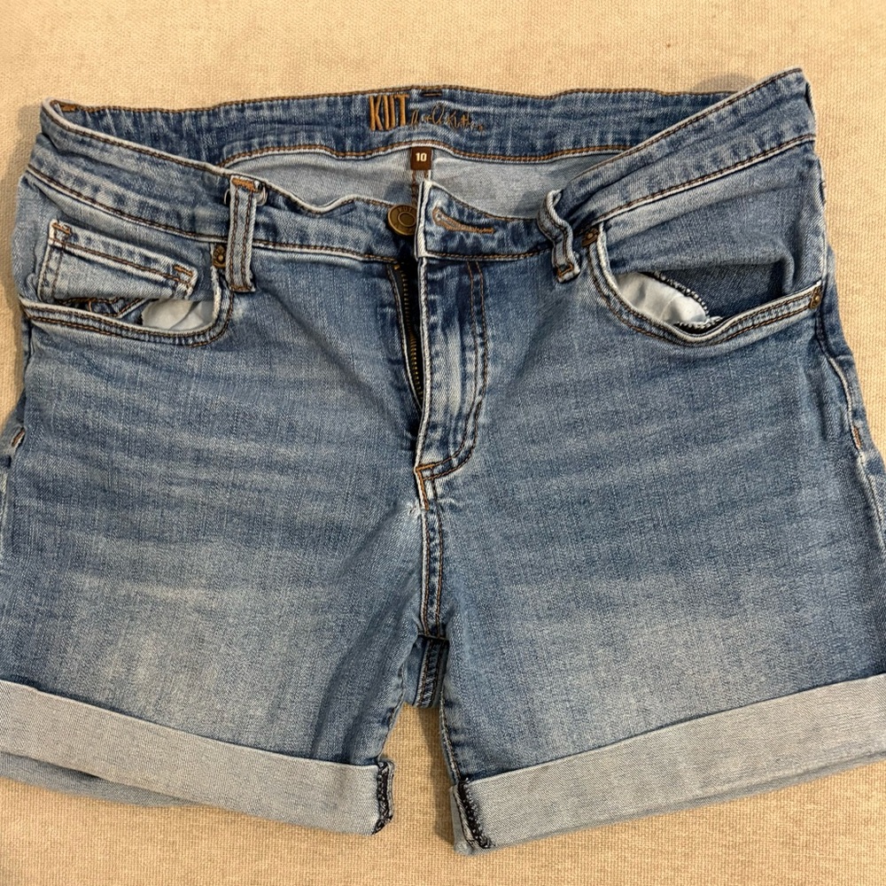 Kut from the Kloth Light Blue Denim Shorts Sz 10